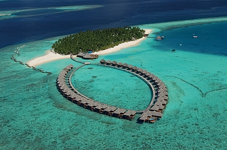 Villu Reef Beach&Spa Resort