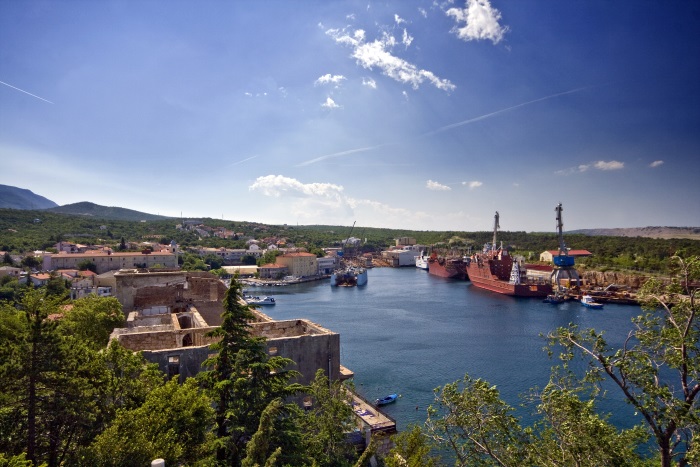 Kraljevica_Bay-of-Kraljevica-with-the-visible-old-shipyard,-buildings-and-nature_shutterstock_86471479.jpg