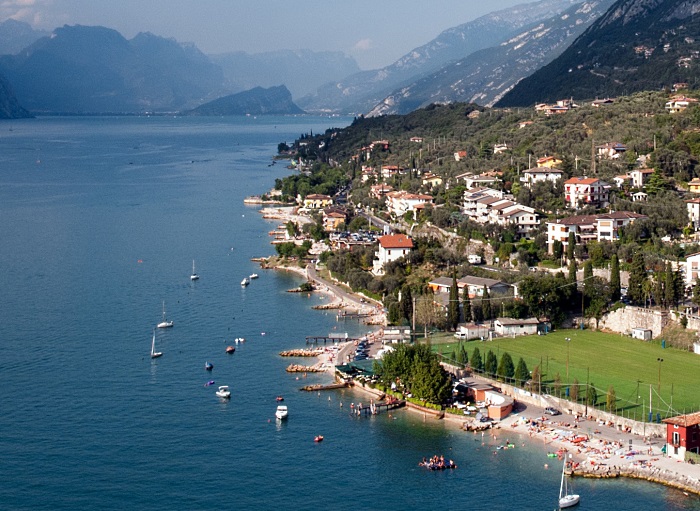 Lago-di-Garda-Piesocnate-plaze-pro-Gardskom-jazere.jpg