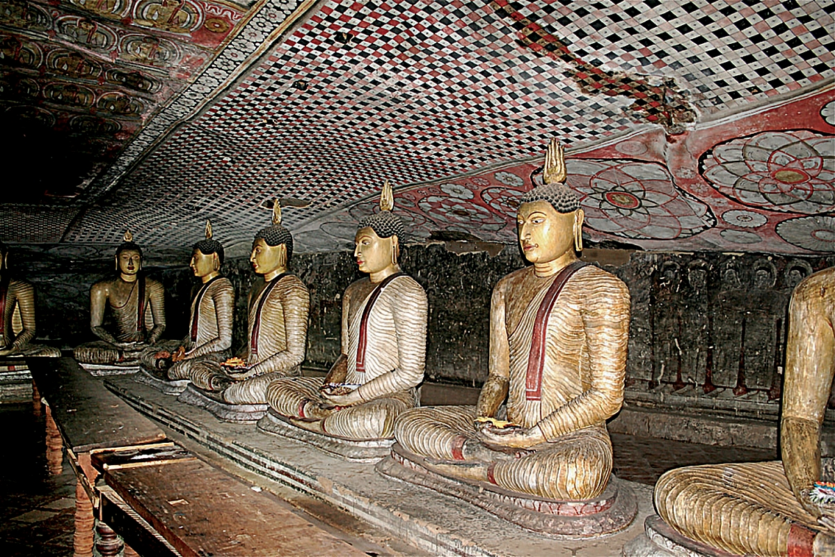 Jeskynní chrámy v Dambulle