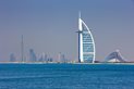 Dubaj, panorama města včetně Burj al Arab a Burj Khalifa Dubaj, panorama města včetně Burj al Arab a Burj Khalifa