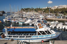 Marína vo Funchale madeira-Marina-vo-Funchale.jpg