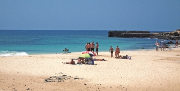 Spanielsko-04-Fuerteventura-Plaz-D-Cotillo-na-Fuerteventure.jpg