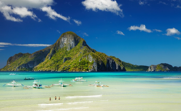 Filipiny-Kuzlo-tropickych-filipinskych-plazi.jpg
