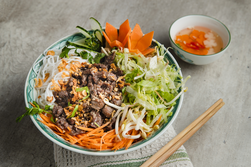 Bún bò Nam Bộ