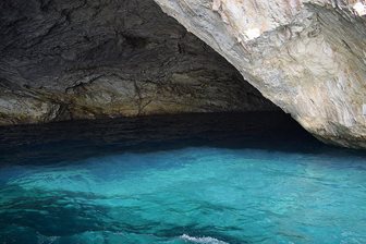 Alabastrová jeskyně v Agia Ekaterini