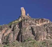 Spanielsko-05-Gran-Canaria-A-vnutrozemie-je-naopak-dramaticky-hornate-ako-Roque-Nublo.jpg